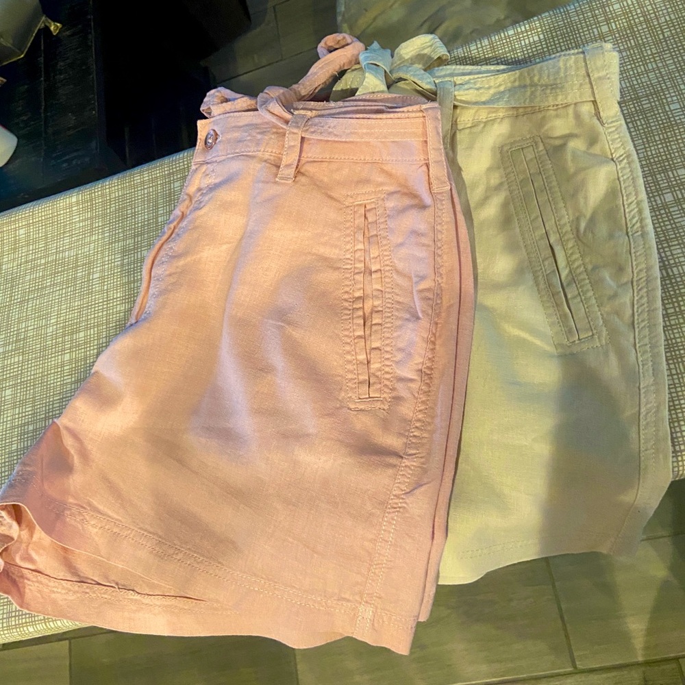 2-4-1 GUESS KHAKI HIGH WAIST SHORTS (TAN & BLUSH) SIZE XL